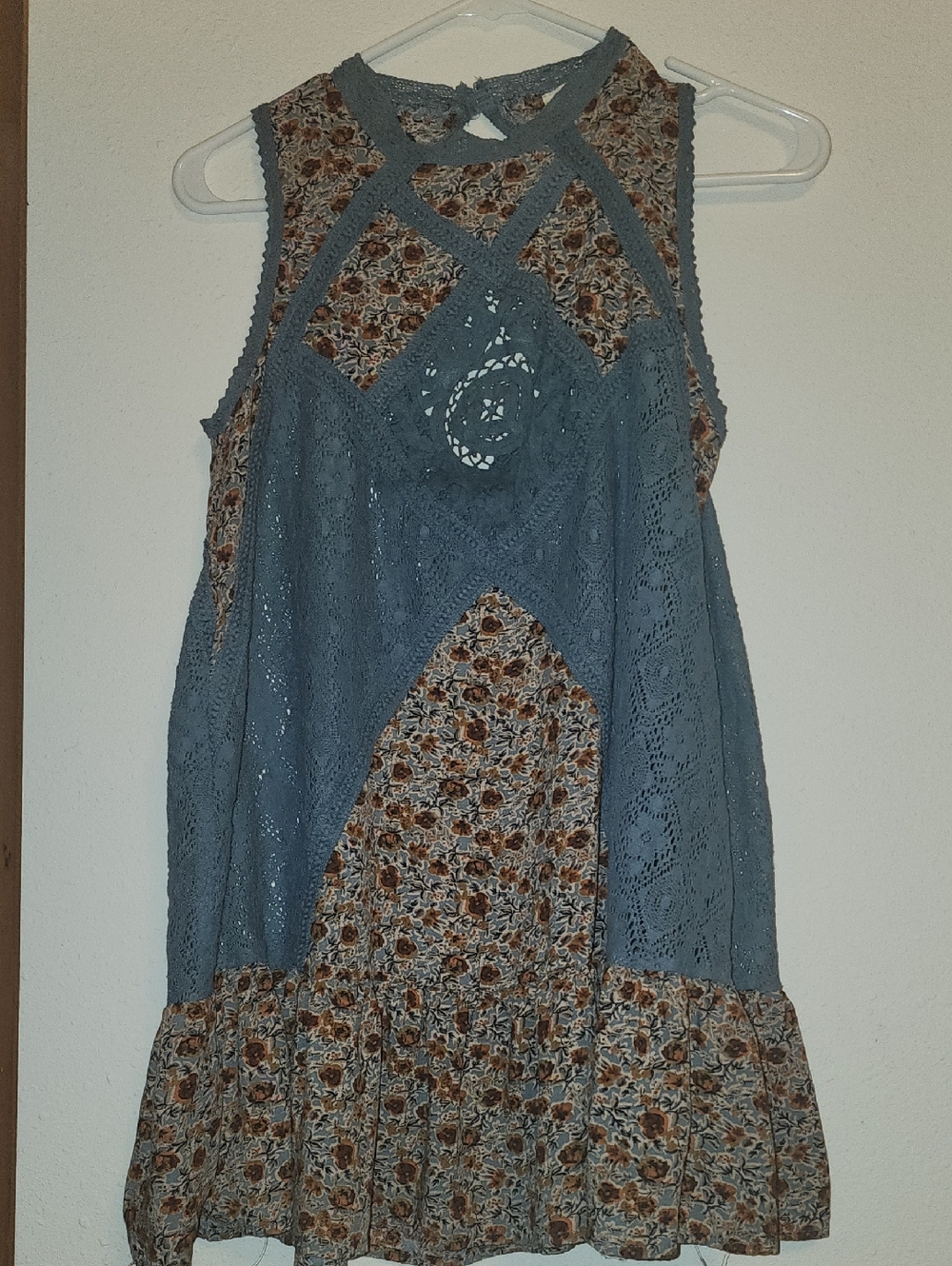 Sleeveless Boho Crochet Lace Floral Patchwork  - Blue & Brown